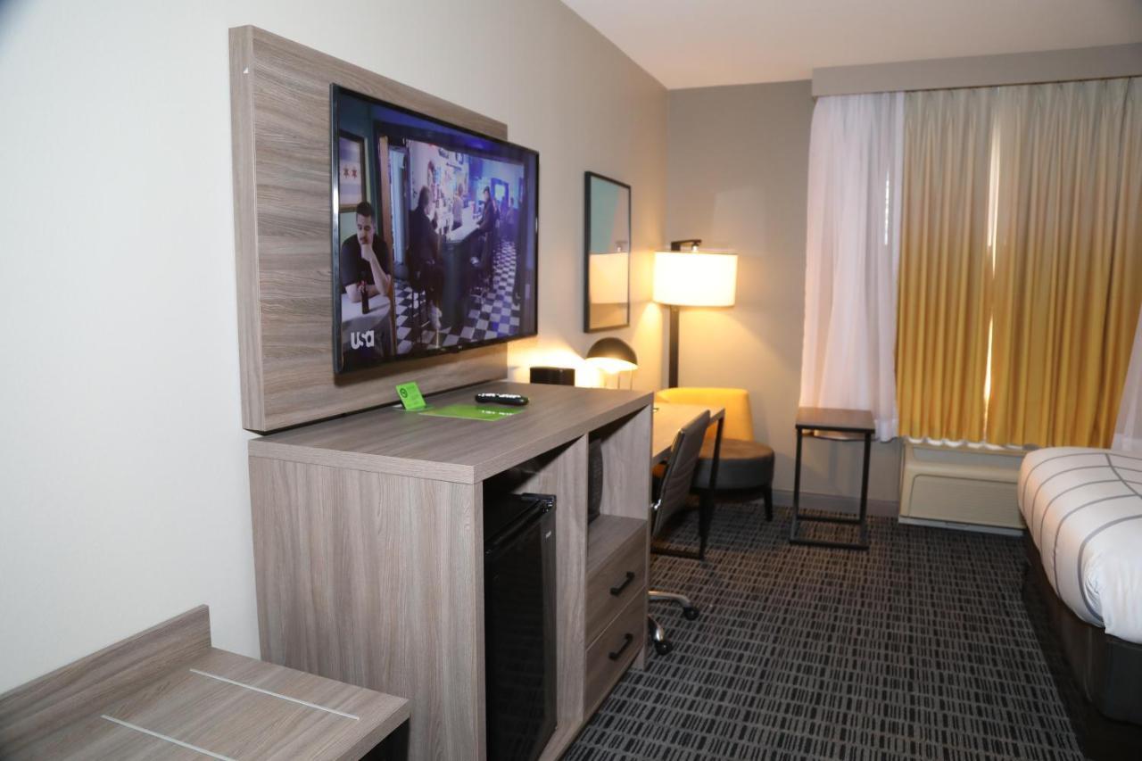 La Quinta By Wyndham Montgomery Eksteriør bilde