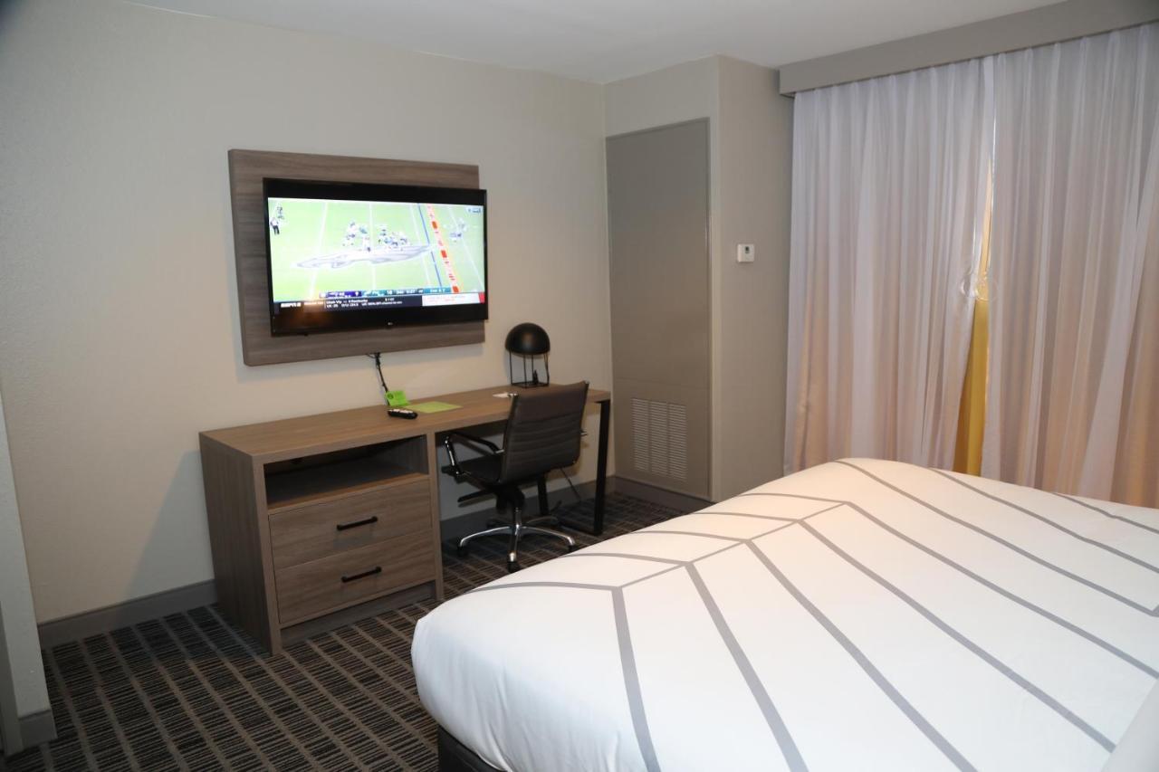 La Quinta By Wyndham Montgomery Eksteriør bilde